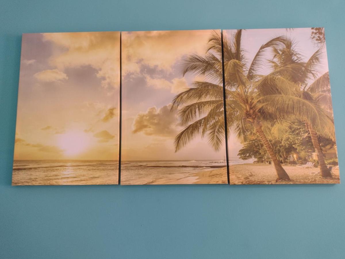 Belo apartamento com vistas para o mar - Pé na areia - Churrasqueira na varanda Praia Grande  Extérieur photo