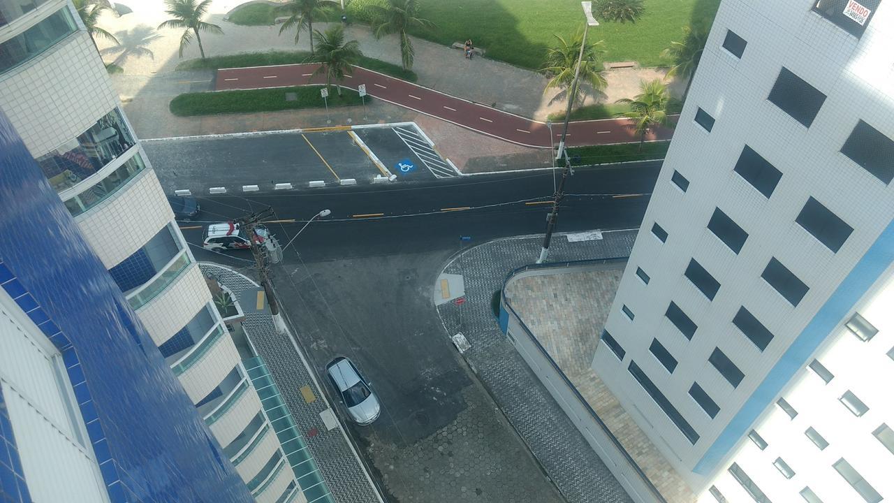 Belo apartamento com vistas para o mar - Pé na areia - Churrasqueira na varanda Praia Grande  Extérieur photo